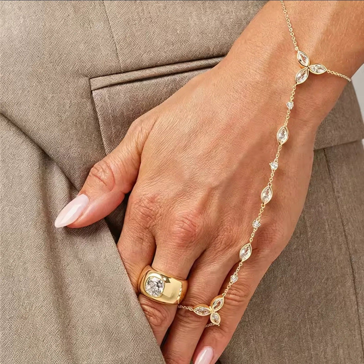 HANA hand chain worn